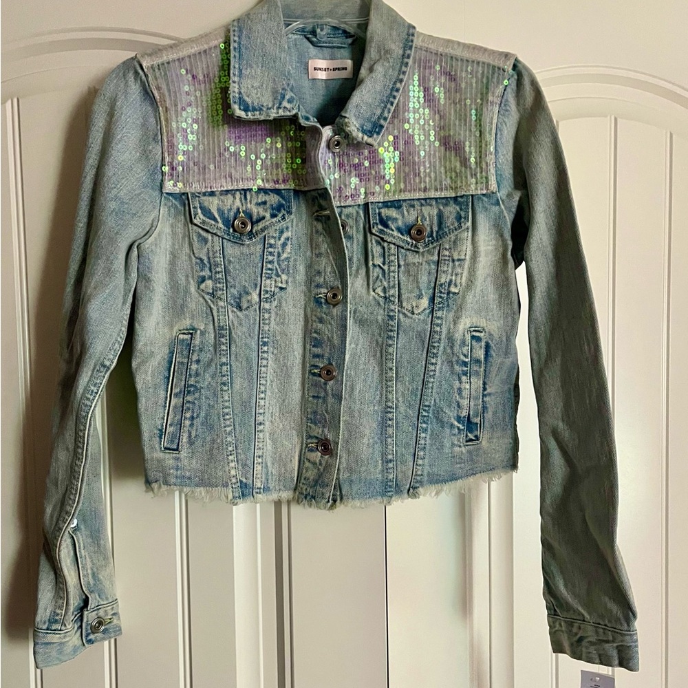 NEW Sunset & Spring Light Denim Wash Sequin Denim Jacket Size Small - Picture 2 of 15